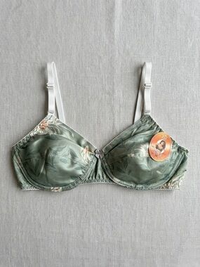 🫐3/33$ 100% Silk Unique Floral Light-Green Underwire Bra